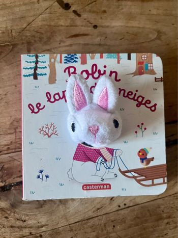 Livre au doigts