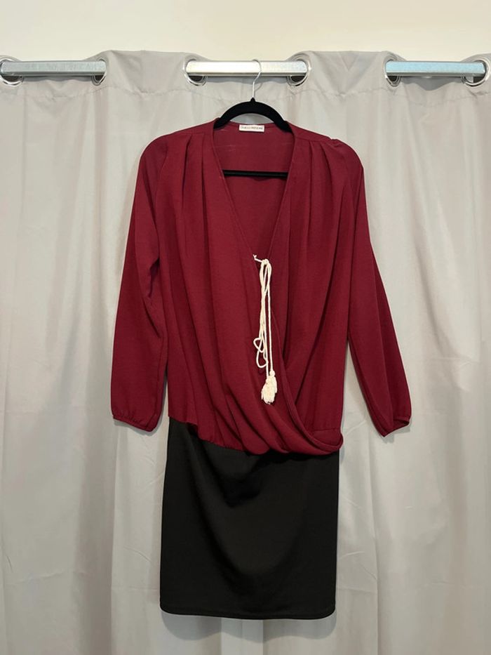 Robe bordeaux et noir