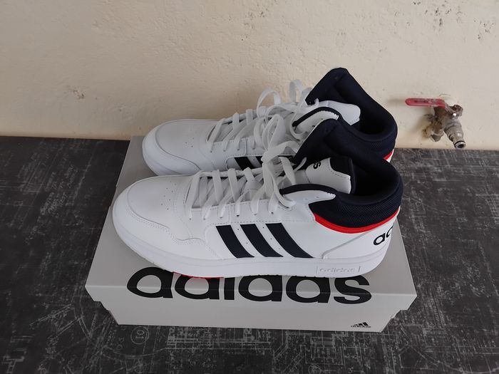 Adidas hoops 3.0 - photo numéro 2