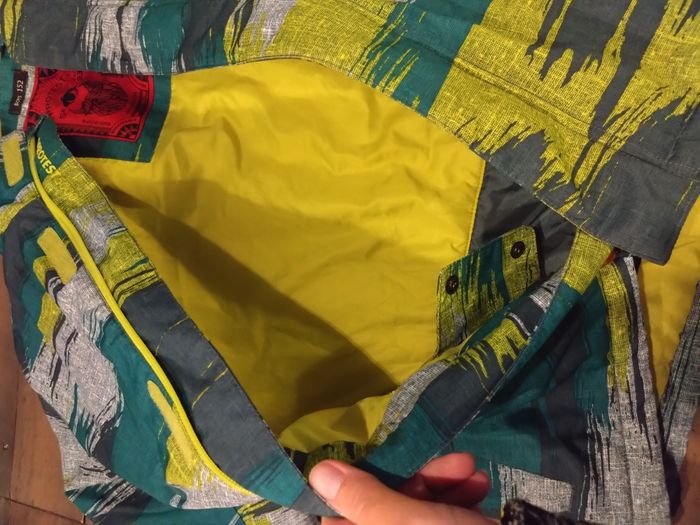 Parka Protest vert et jaune garçon 12-13 ans – Capuche – Très bon état - photo numéro 7