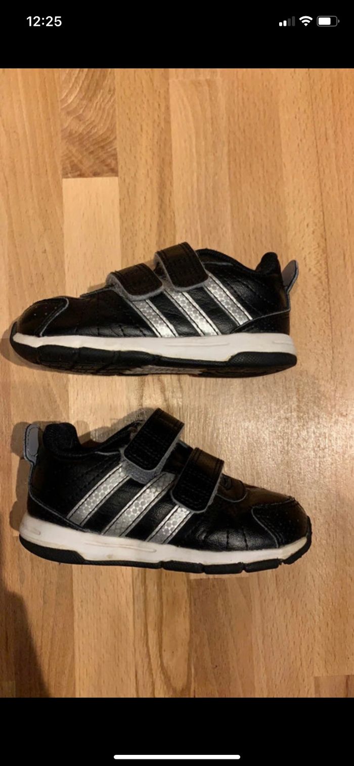 Chaussures adidas bébé - photo numéro 2