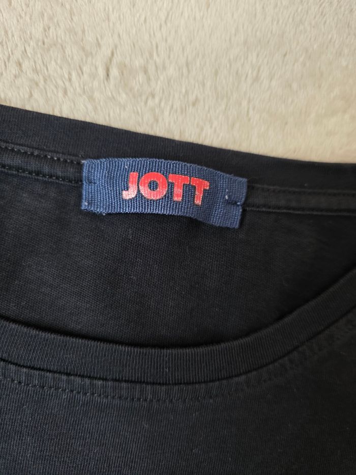 T-shirt  jott taille m - photo numéro 4