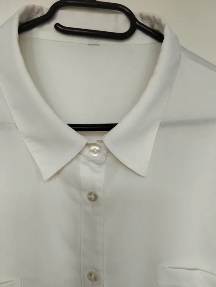 Chemise blanche - photo numéro 4