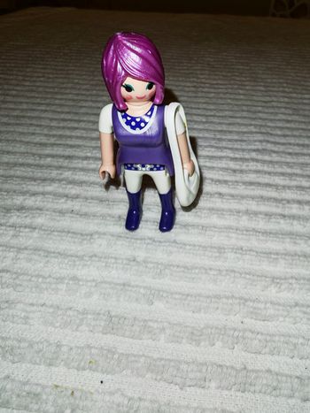 Femme playmobil