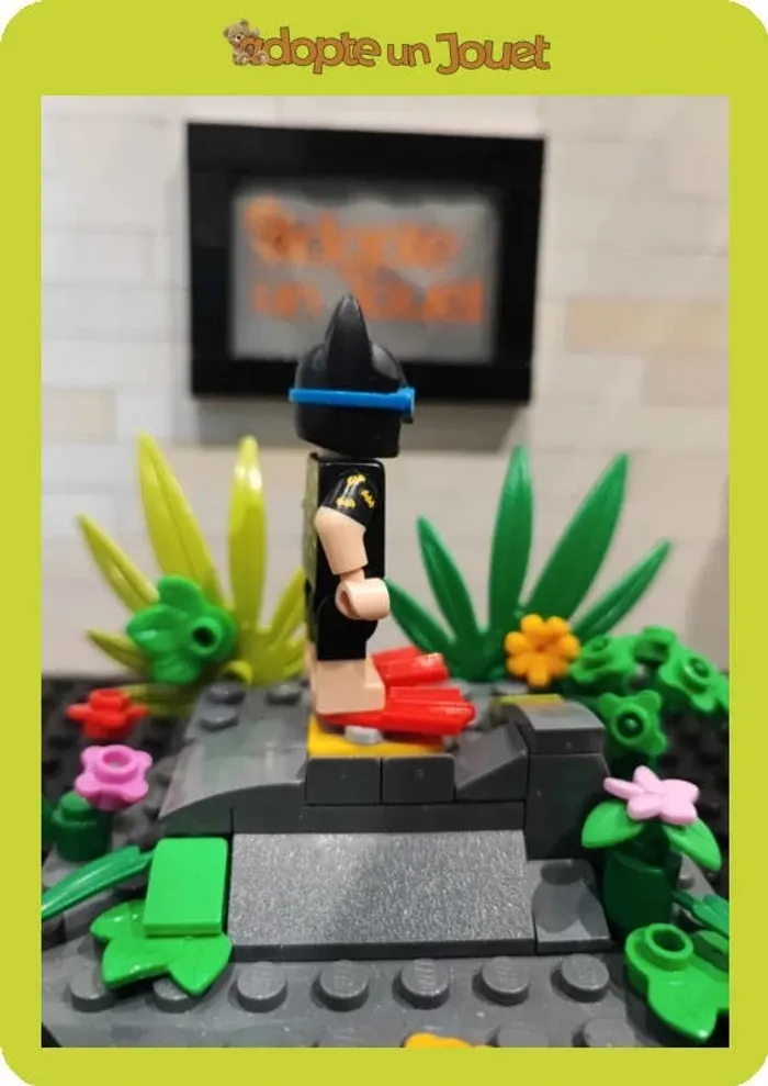 Lego - Figurine Super Heroes - coltlbm05 - Vacation Batman - photo numéro 4