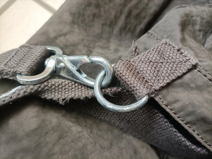 Grand sac à main Kipling avec son singe - photo numéro 8