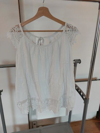 T-shirt léger brodé