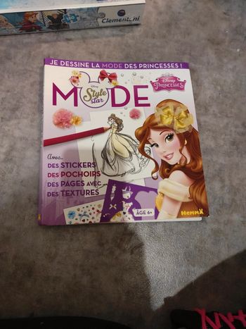 Livres d'activités princesse disney