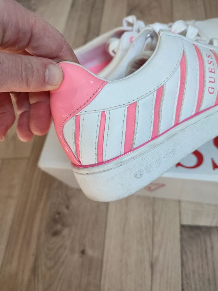 Baskets Guess - photo numéro 2