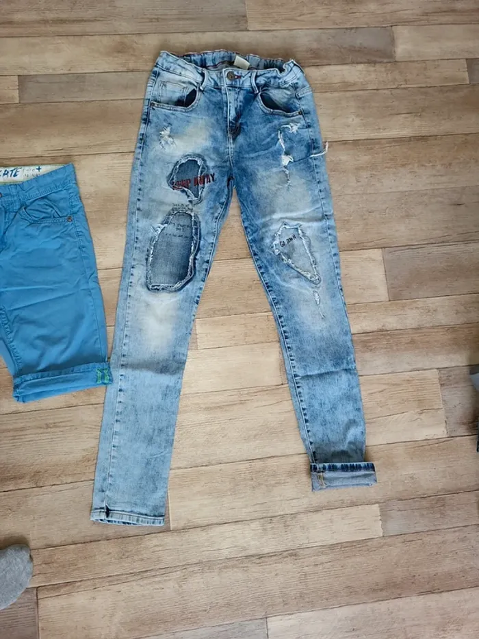 Jeans destroy