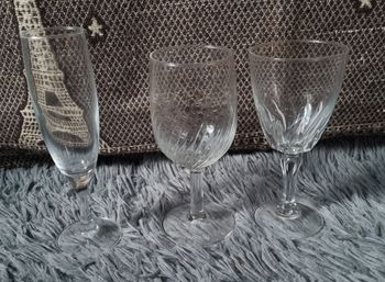 Lot 3 verres à pieds