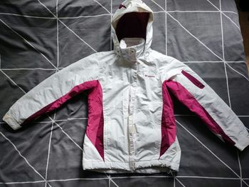 Veste femme colombia S en très bon état