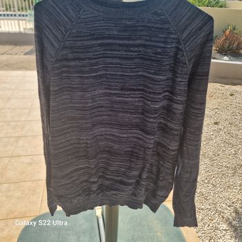 Pull ras de cou