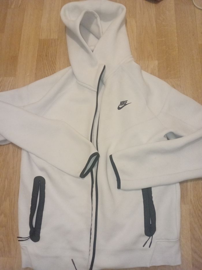 Nike tech blanc