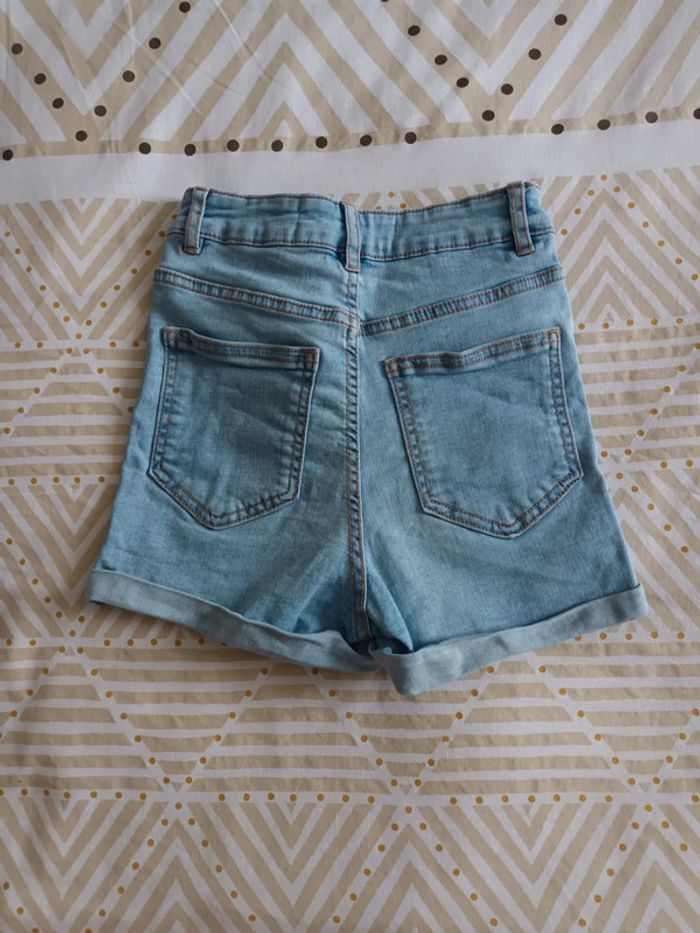 Short jean bleu clair - photo numéro 2