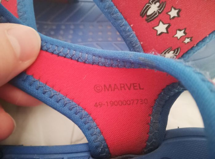 Nu pieds 28  Spiderman bleu - photo numéro 4