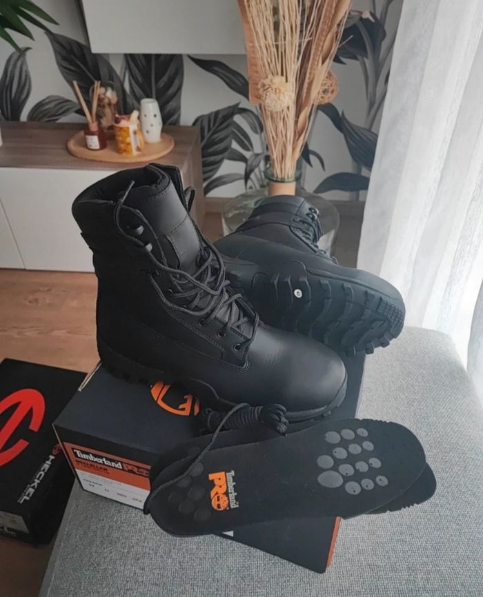 Chaussures de sécurité Timberland taille 42. - photo numéro 3