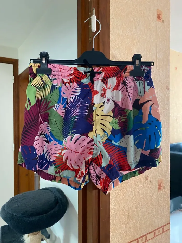 Short de bain homme tropical Zara Taille M 🌺🩳 - photo numéro 2
