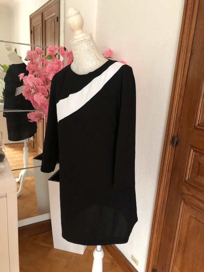 Robe zara chic neuve taille M - photo numéro 4