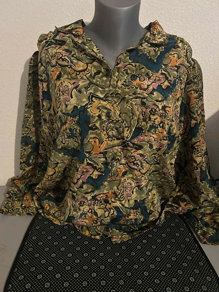 Chemise blouse vintage à manches longues, en excellent état, taille 44.
