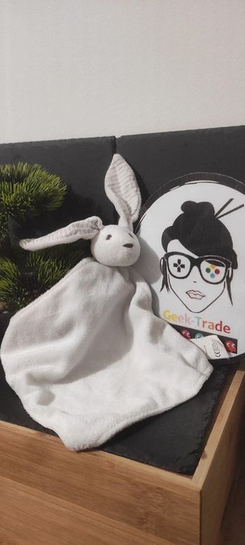 doudou lapin plat rayé sergent major rayure blanc gris carré losange Mouchoir