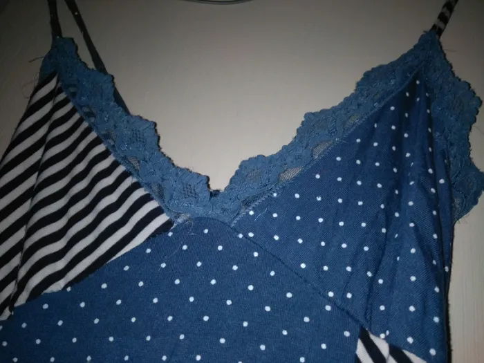 Robe 36 dentelle et volants - photo numéro 2