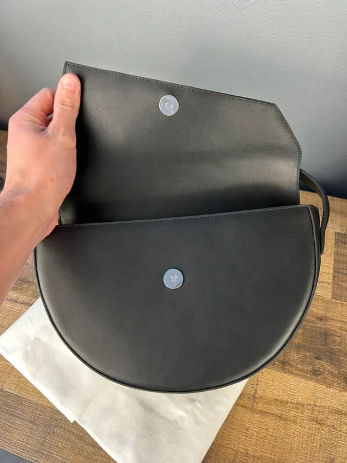 Sac bandoulière Demi Lune Karl Lagerfeld Neuf - photo numéro 5