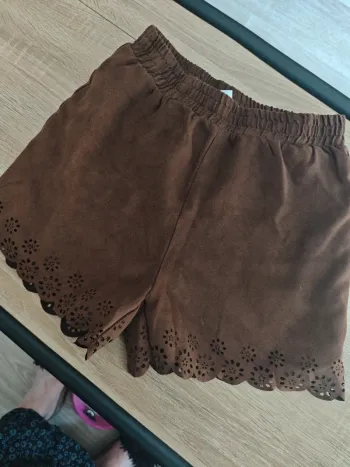 Short taille 11-12 ans