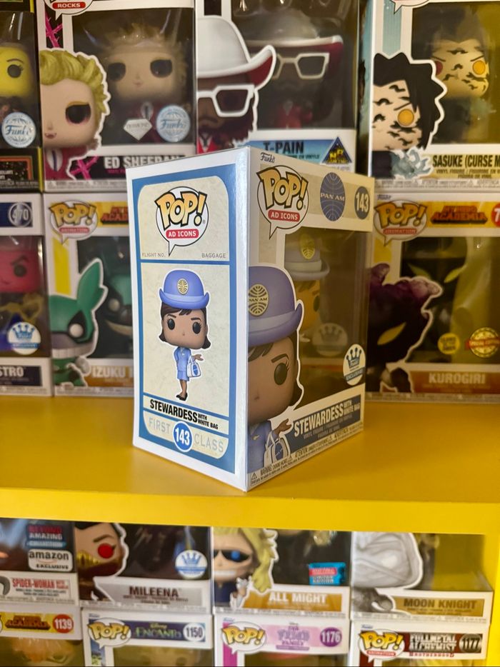 Funko Pop! Ad Icons 143 - Pan Am - Stewardess With White Bag - Funko Exclusive - photo numéro 5