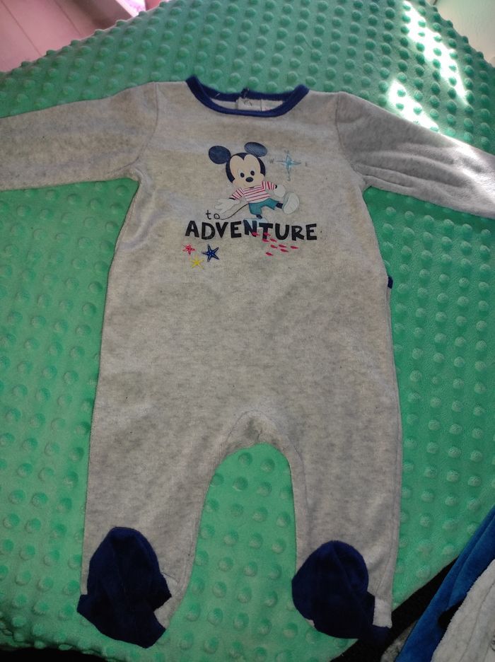 Lot pyjamas - photo numéro 5