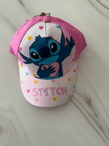 Casquette Lilo & Stitch neuve avec étiquette taille 52