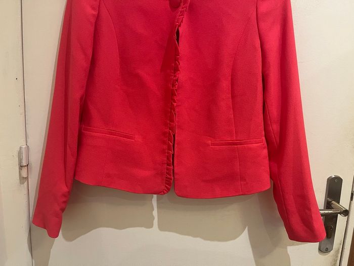 Veste blazer rose fuschia froufrou  naf naf taille XS/34 - photo numéro 7