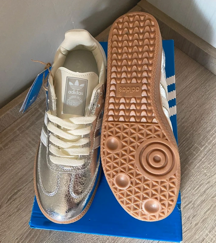 Baskets Adidas Samba taille 38.5 - photo numéro 3