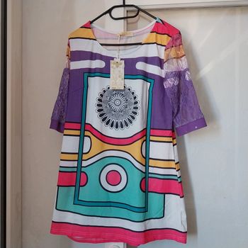 Magnifique tunique taille M neuve