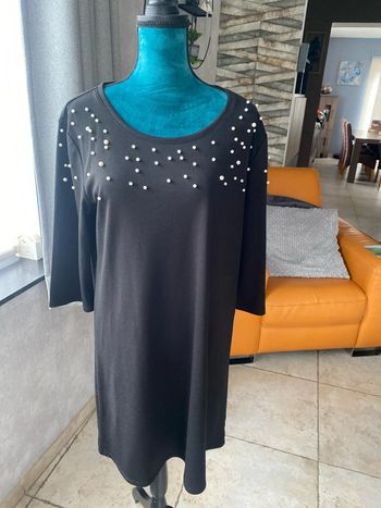 Robe avec perles