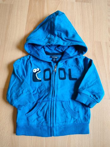 Sweat à capuche zippé bleu Kiabi en 3M