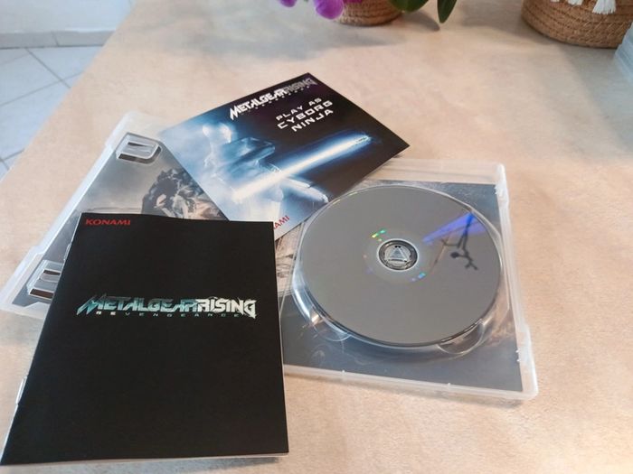 Metalgear Rising pour PS3 - photo numéro 4