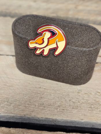 Pin's simba
