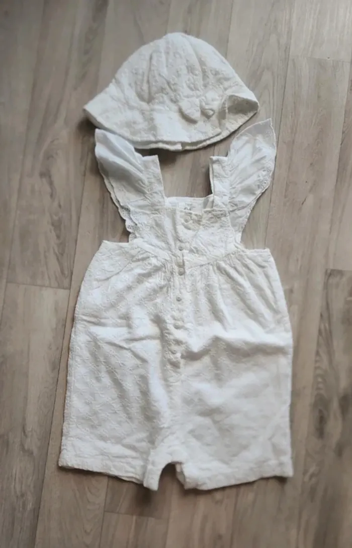 Combishort été chapeau broderie anglaise 92cm