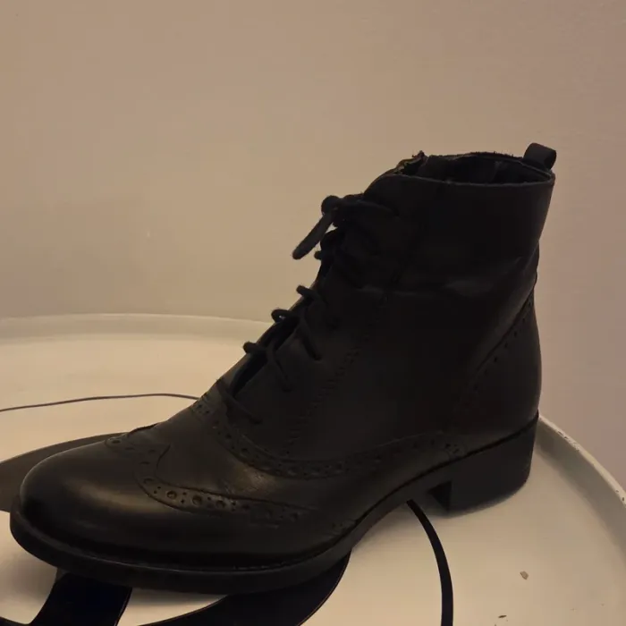 Boots richelieu en cuir noir Ellen Blake – Pointure 38 – Excellent état - photo numéro 7