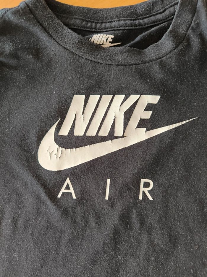 T-shirt mc noir Nike taille 2/3 ans - photo numéro 2
