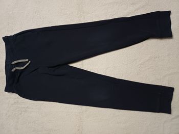 Pantalon de jogging marine Kiabi 8 ans (réf perso V110)(familleac72)
