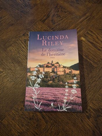Livre Le domaine de l'héritière de Lucinda Riley