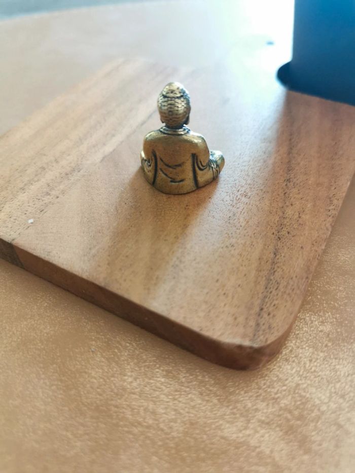 Mini statuette bouddhiste prière - photo numéro 2