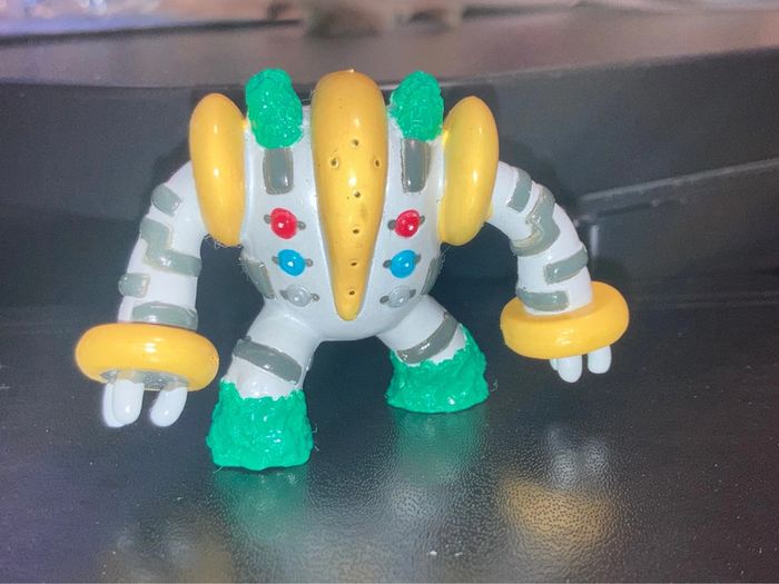 Figurine Figure Pokémon Regigigas - photo numéro 2