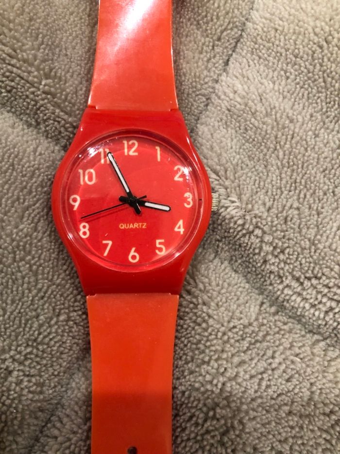 Montre pour enfant en TBE Quartz - photo numéro 2