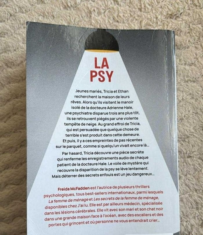 Livre " la psy " - photo numéro 2