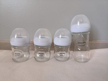 Lot de 4 biberons Philips en verre