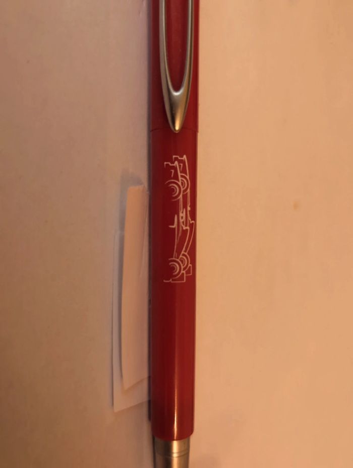Stylo Ferrari - photo numéro 2