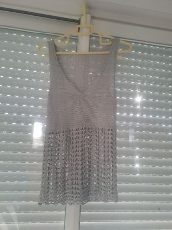 Haut / Débardeur long en maille ajouré gris argenté